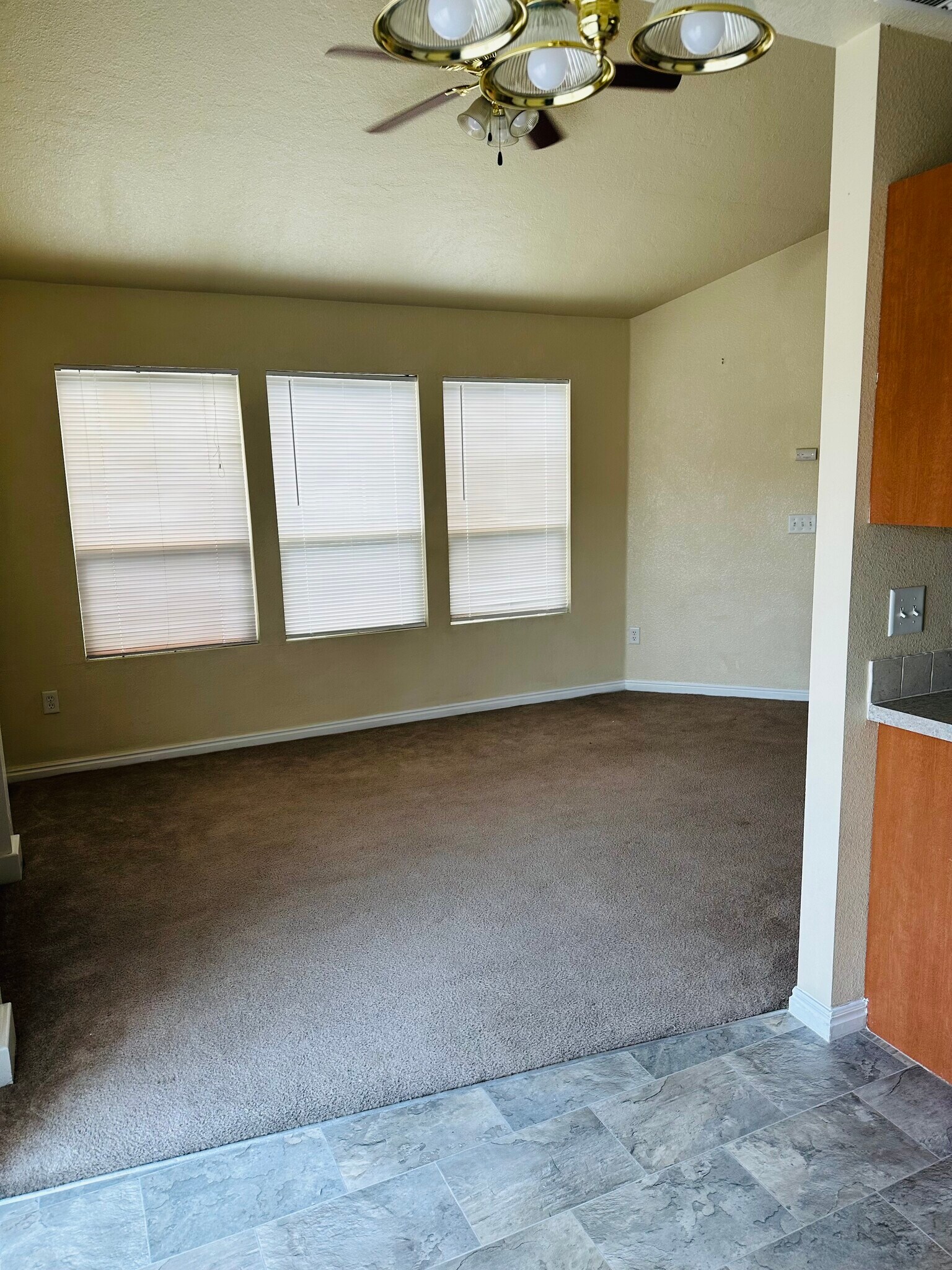 Building Photo - 6727 W Morris Hill Ln