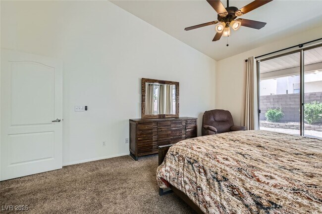 Building Photo - 7515 Splashing Rock Dr