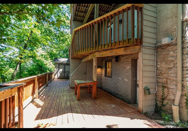 Building Photo - Foxhall Court