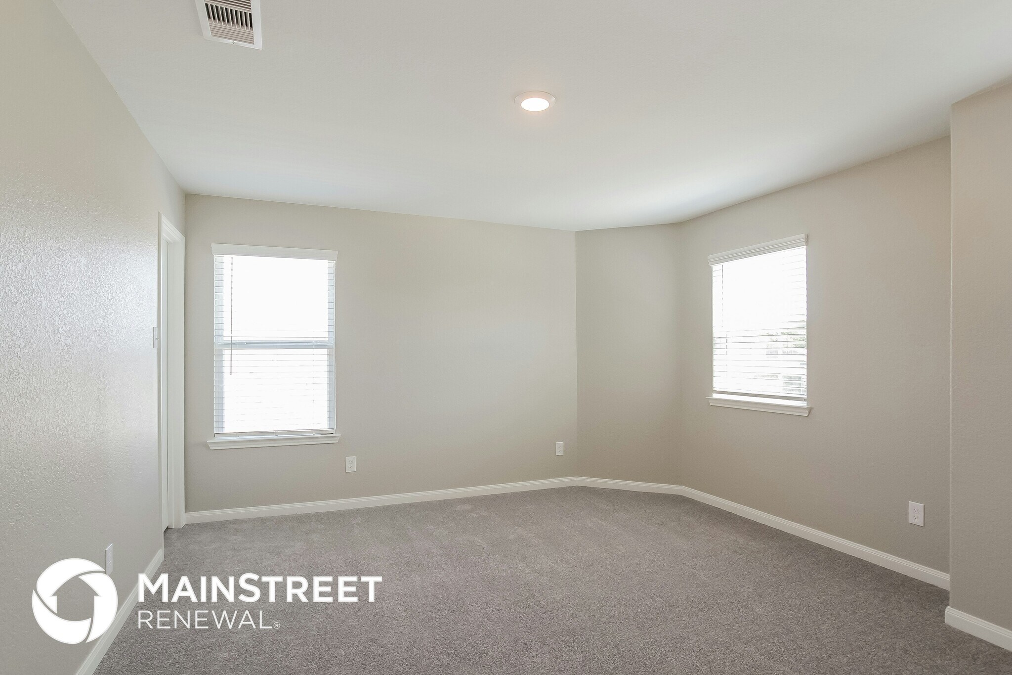 Building Photo - 25242 Dickens Dr