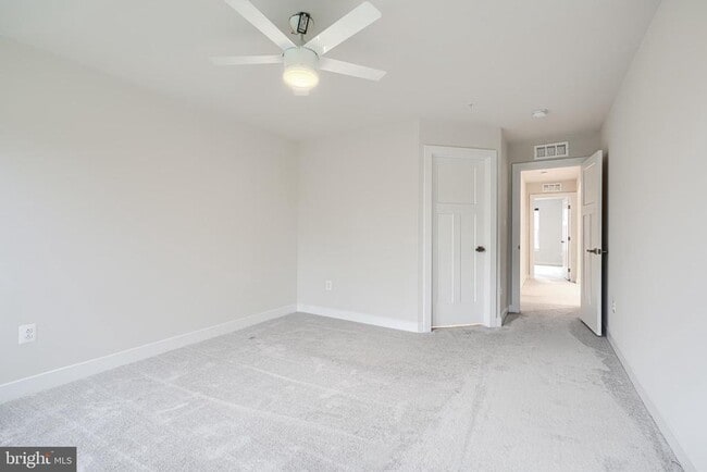 Building Photo - 13605 Otono Dr