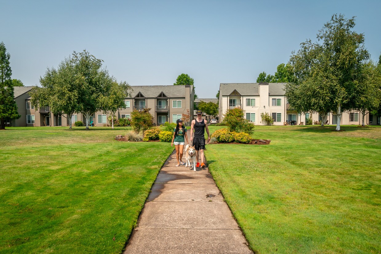 Chase Village Eugene