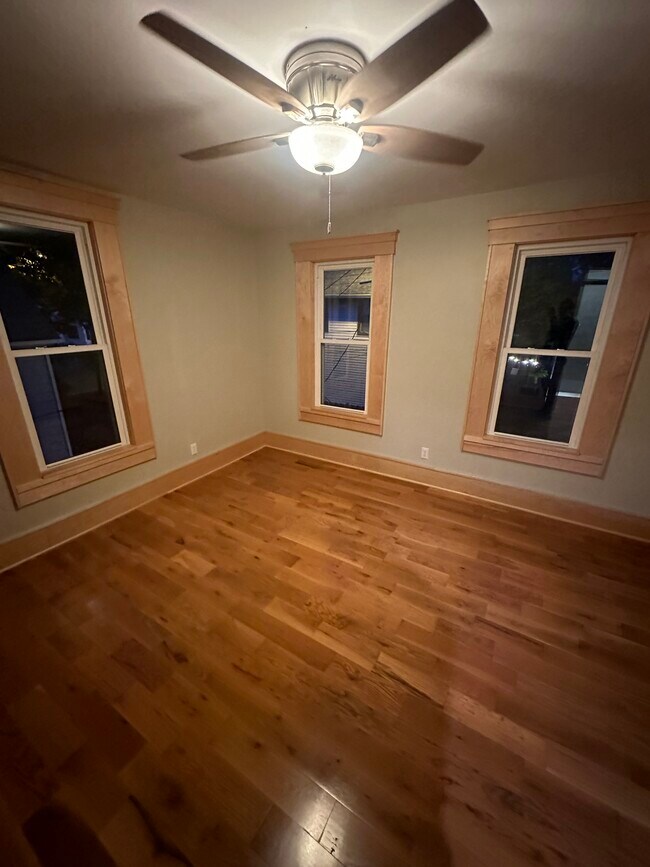 Building Photo - 661 Beech St