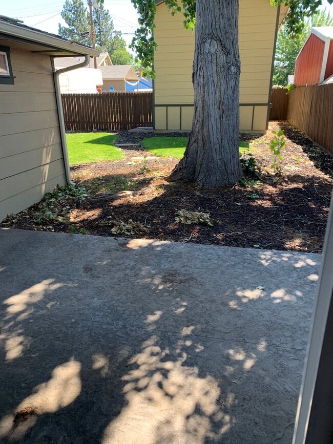 Building Photo - Recently Remodeled home on the Boise Bench!!!
