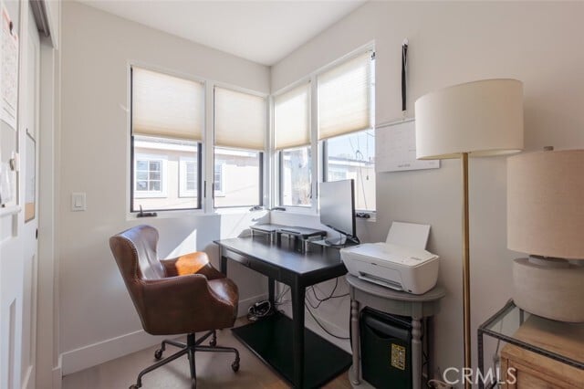 Building Photo - 314 Dahlia Pl