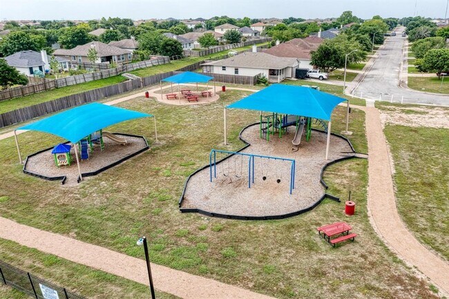 Building Photo - 233 Wallops