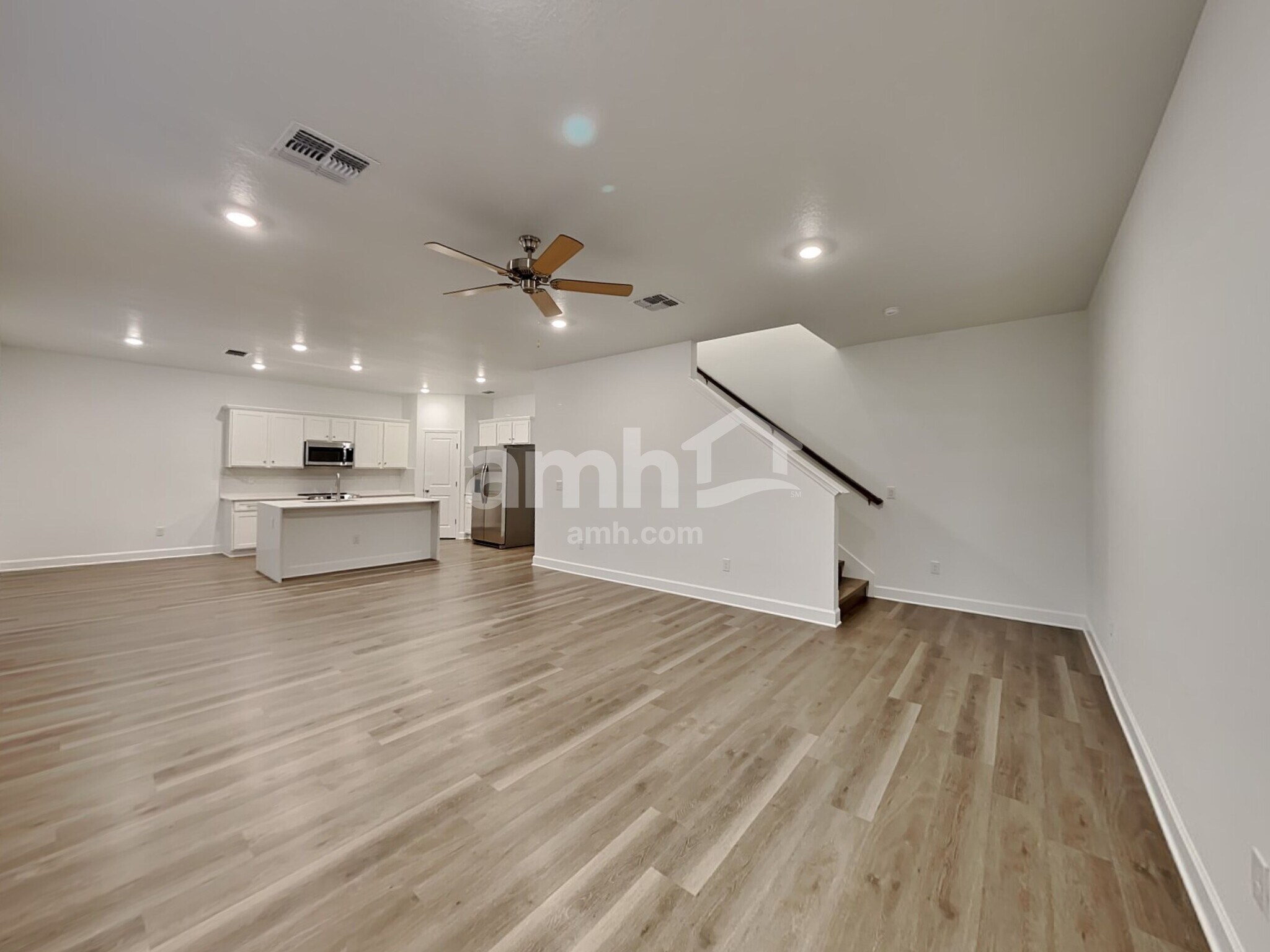 Building Photo - 37837 Dusty Saddle Ln