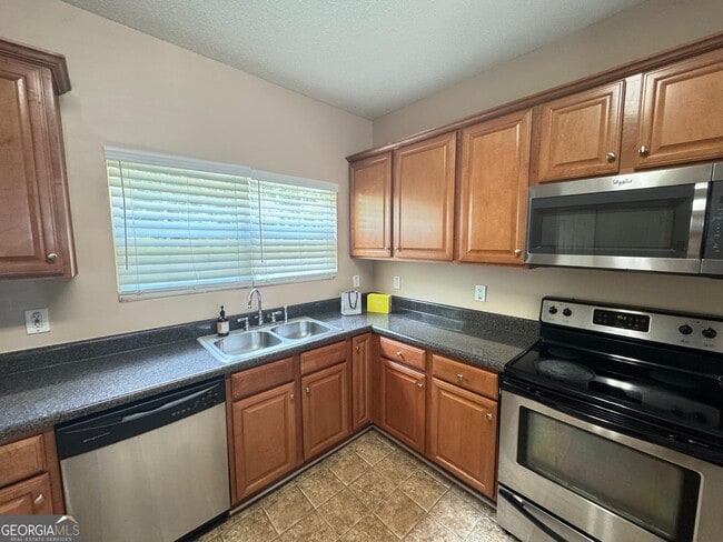 Building Photo - 4861 W Park Cir