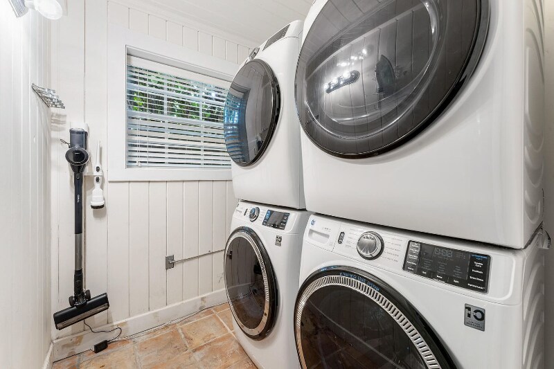 Building Photo - 1618 Laird St