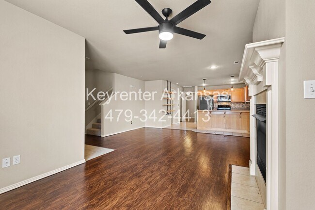 Building Photo - 1481 S Holland Dr