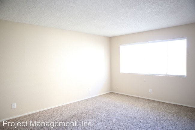 Building Photo - 2740 Elvyra Way