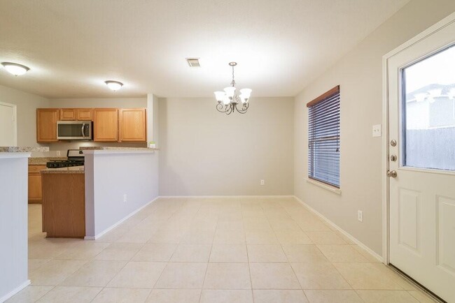 Building Photo - 11811 Sunny Stream Dr