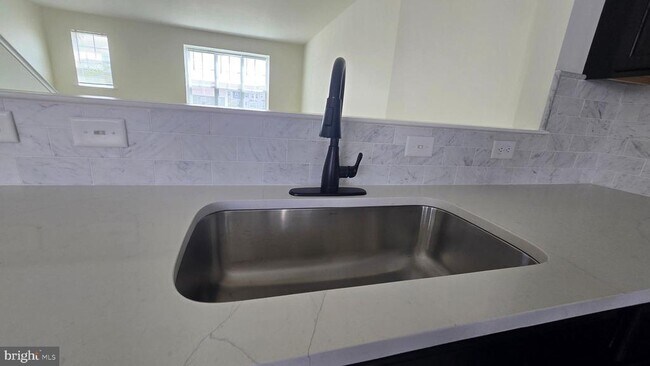 Building Photo - 47 Tyndall Trl