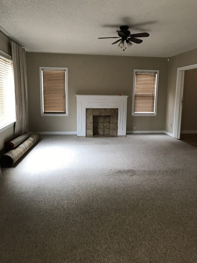 Building Photo - 3012 23rd St