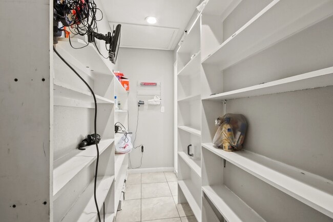 Building Photo - 5302 Treaschwig Rd