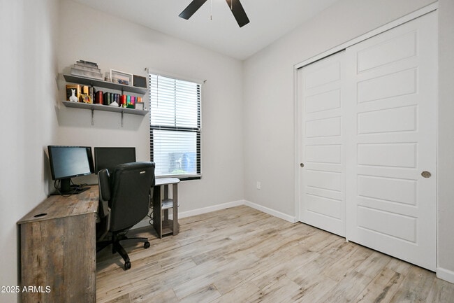 Building Photo - 4827 E Village Dr