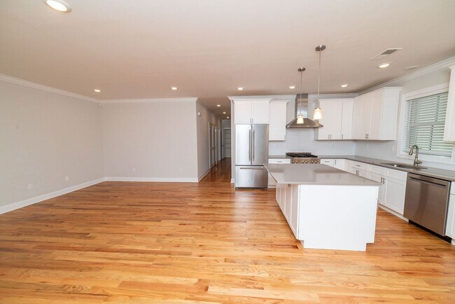 Building Photo - 11 Quarry St