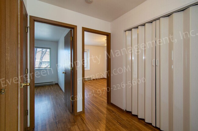 Building Photo - 3737 Landings Dr