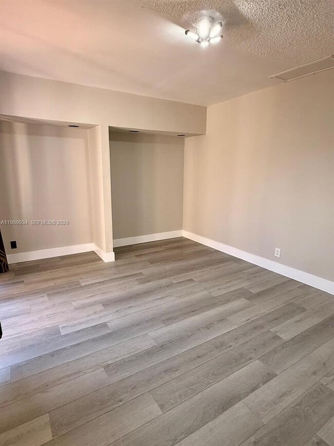 Building Photo - 833 NW 81st Terrace