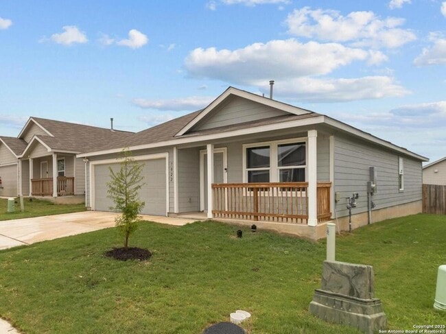 Building Photo - 7022 Serf Pl