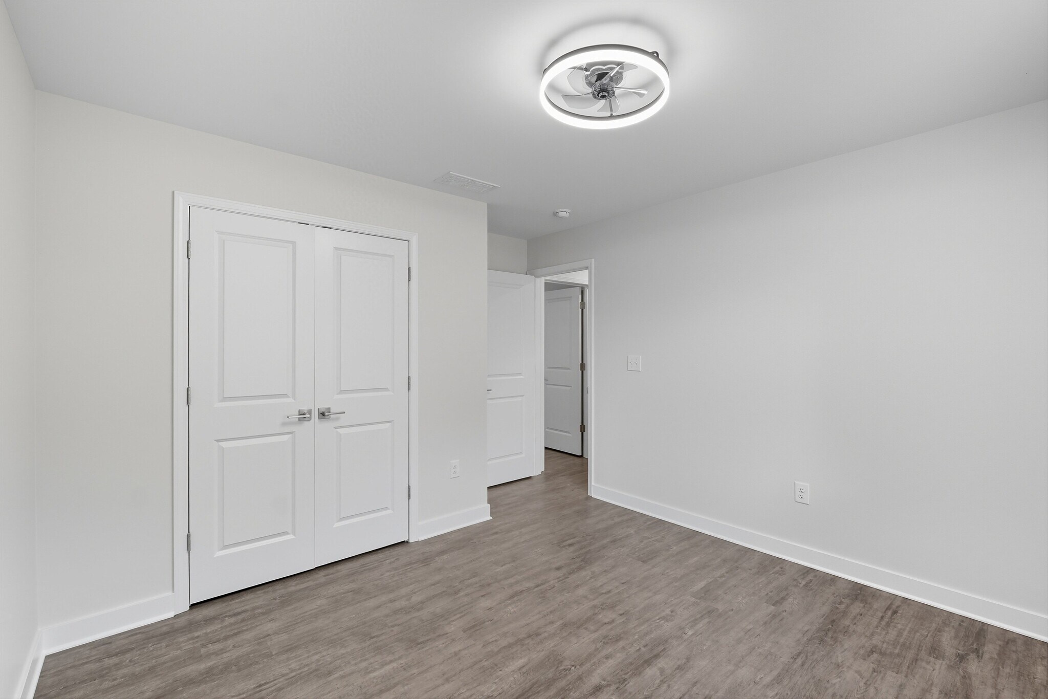 Building Photo - 6629 Ashbrooke Drive