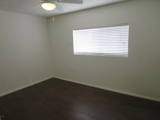Building Photo - 6917 W Cholla St