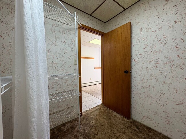 Building Photo - 278 Chamberlain Rd