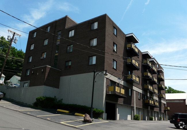 Building Photo - Li-Jo Apartments