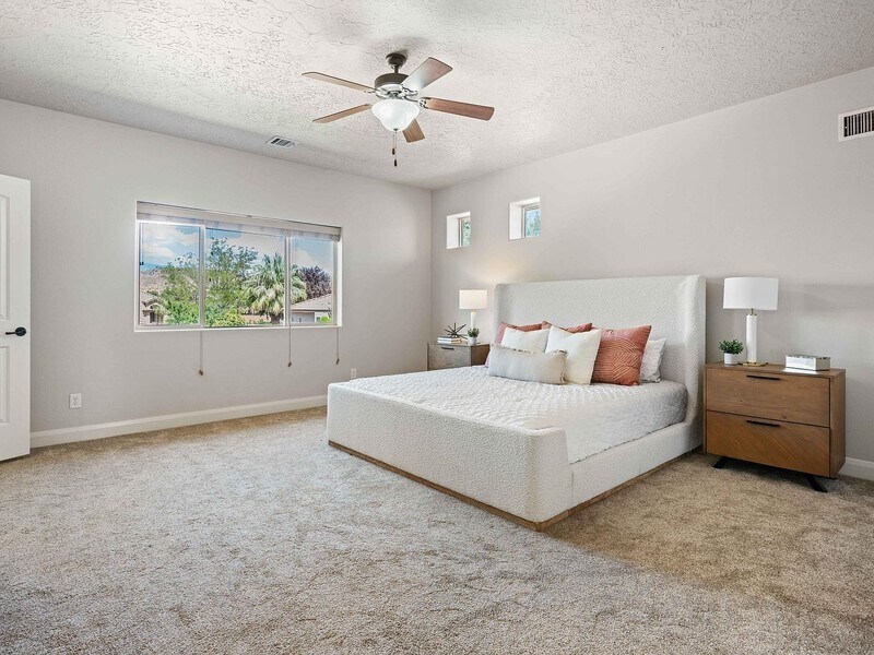 Building Photo - 935 Crooked Creek Dr