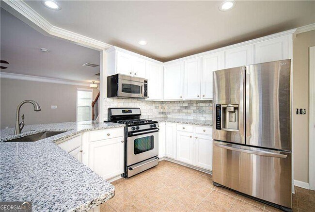 Building Photo - 265 Balaban Cir
