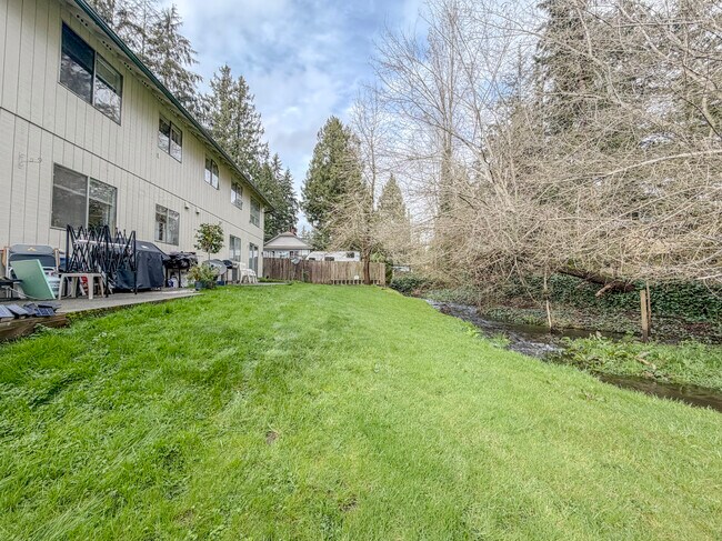 Building Photo - 20421 28th Ave W