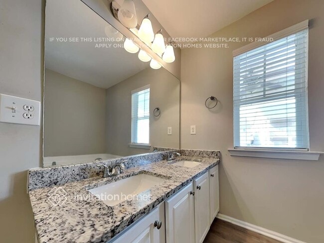 Building Photo - 1808 Laurel Green Way