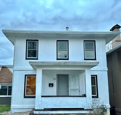 Primary Photo - 626 Walnut St