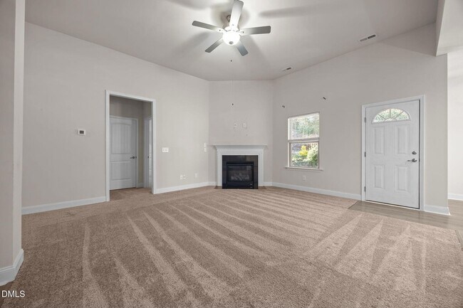 Building Photo - 75 Rolling Waters Ct