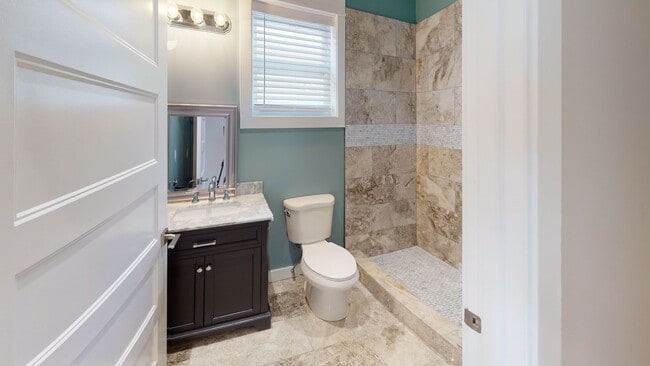 Building Photo - $1695 per Bedroom | 4BR/2BA Fort Sanders R...