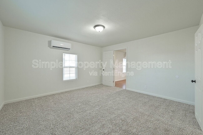 Building Photo - 3608 NW 16th St