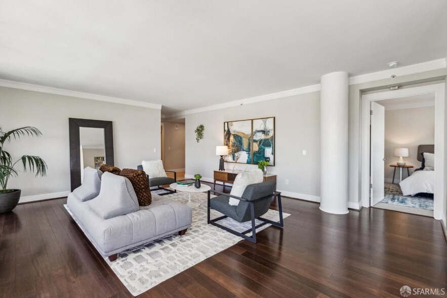 Building Photo - 1388 Gough St