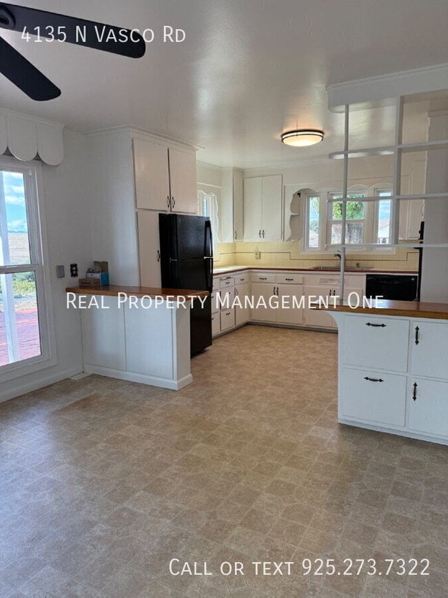 Building Photo - 4135 N Vasco Rd