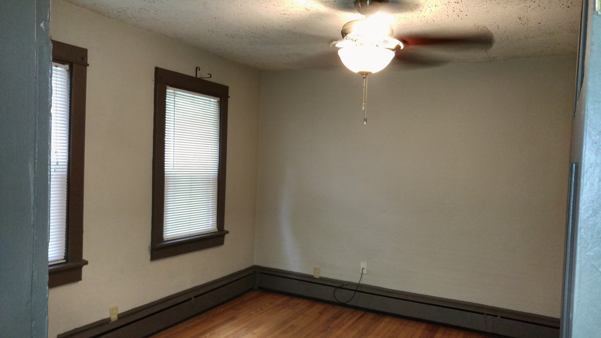 Living Room - 2nd Bedroom - 1015 E Gorham St