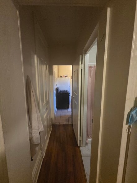 Hallway - 226 Clymer St