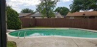 Building Photo - 5228 Runyon Dr