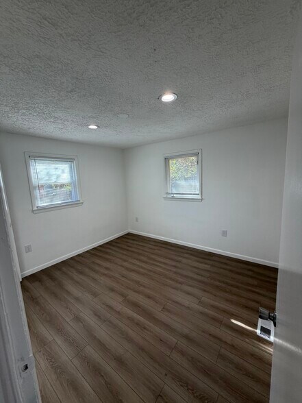 Building Photo - 203 Ellerbe Dr