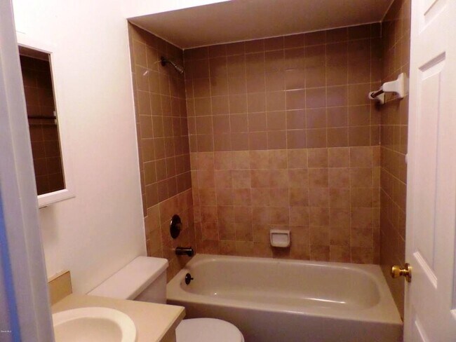 Building Photo - 219 Olmstead Dr