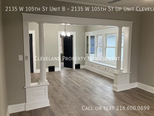 Building Photo - 2135 W 105th St