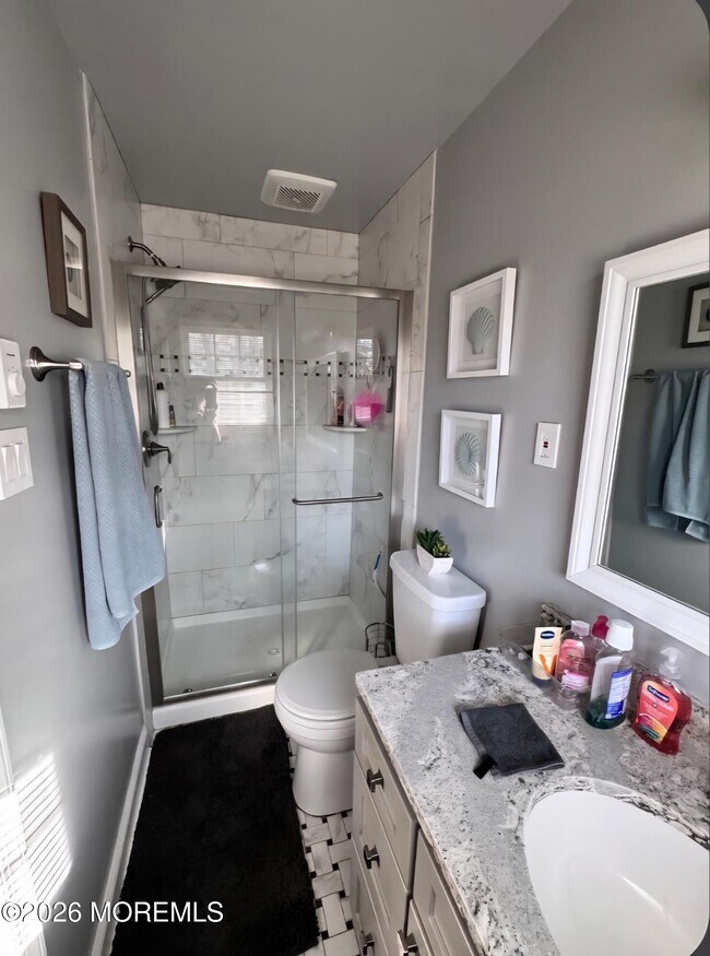 Building Photo - 43 D Sterling St