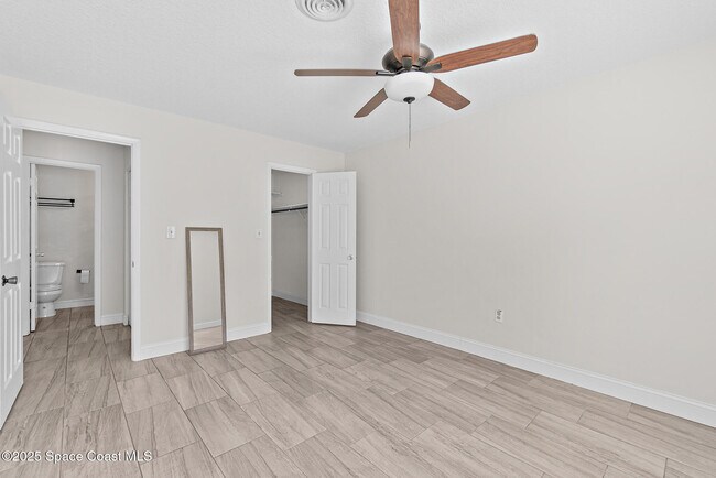 Building Photo - 311 Taylor Ave