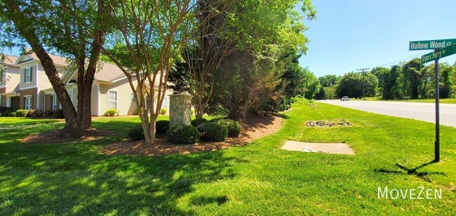 Building Photo - 5932 Hollow Wood Ct