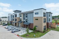 Building Photo - Palladium Houston Ella