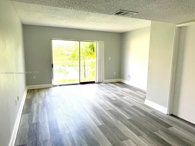 Building Photo - 3872 NW 90th Ave