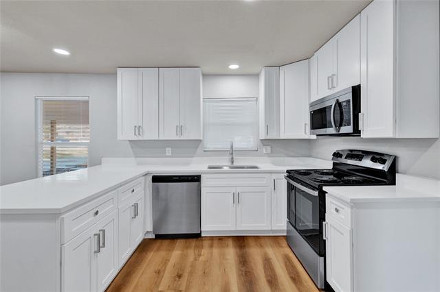 Building Photo - 717 Bonham St